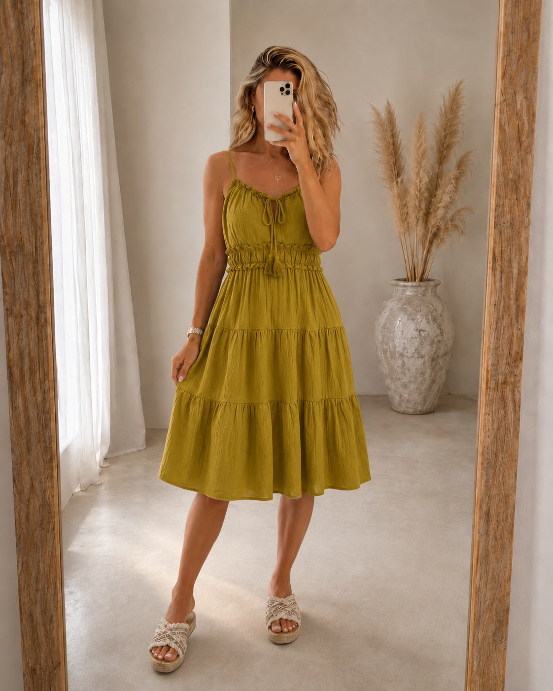 Yulia | Robe à Fines Bretelles