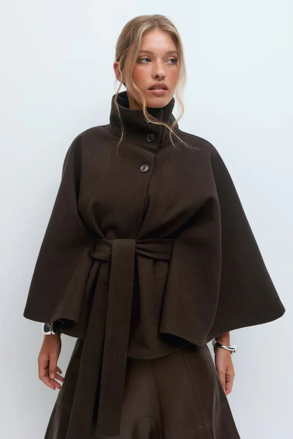 VESTE CAPE AVEC CEINTURE