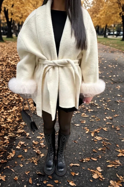 MANTEAU EN FOURRURE SYNTHÉTIQUE