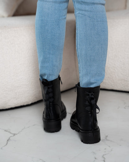 Bottines Noires à Nœud