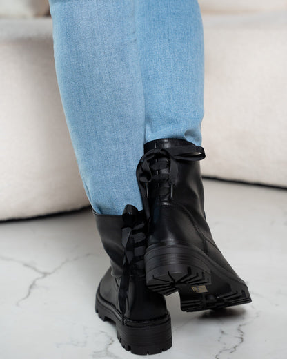 Bottines Noires à Nœud