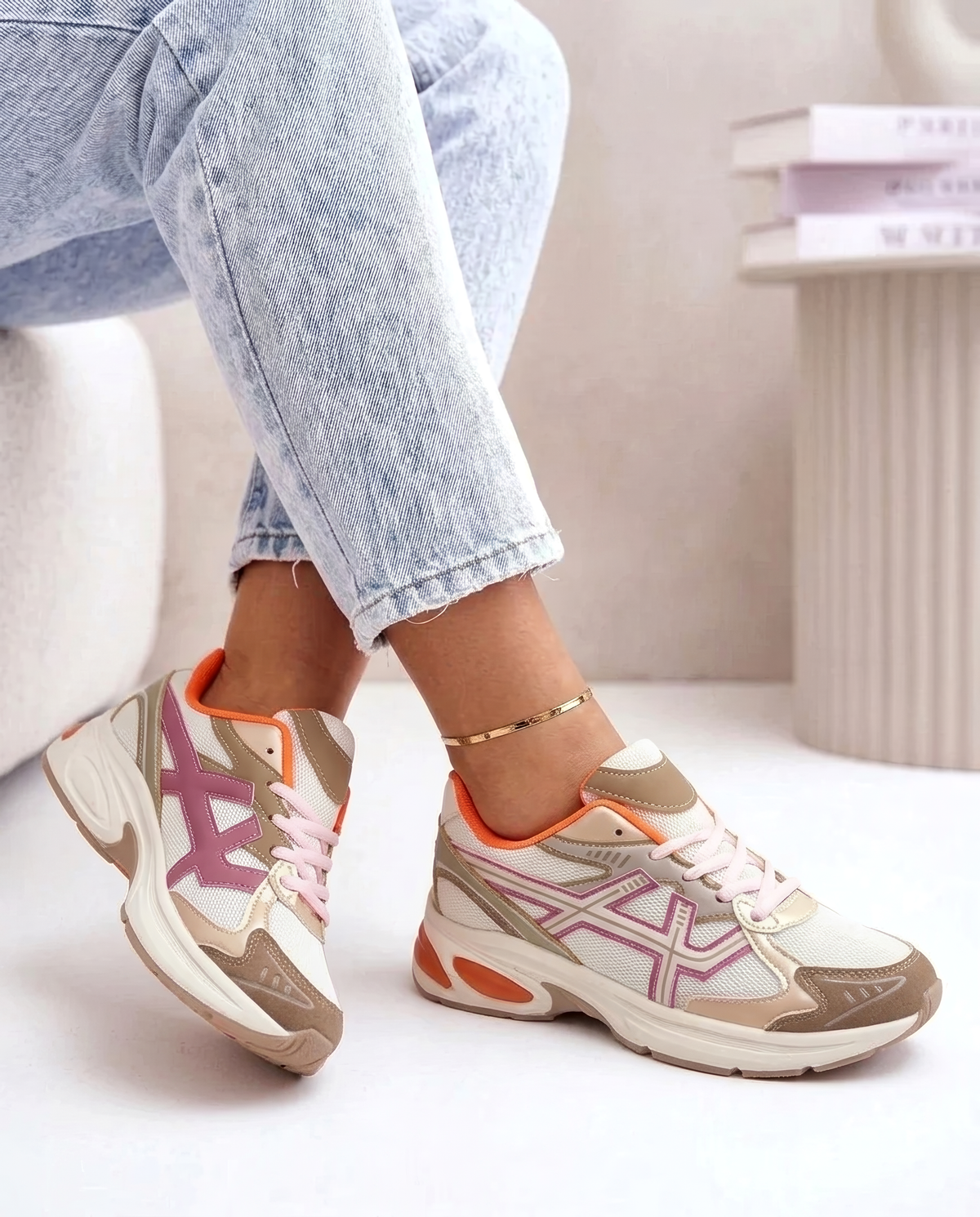 Joline | Baskets Orange
