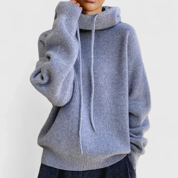 Marie | Pull Douillet avec Col Haut et Capuche